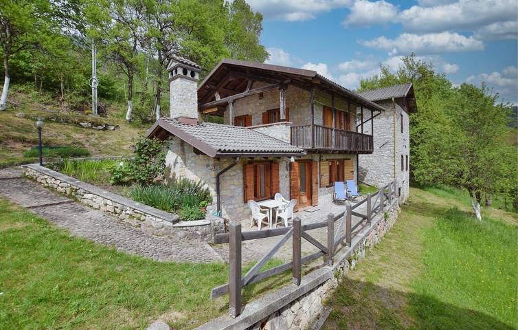 Ferienhaus für 4 Personen, mit Terrasse und Garten - 1