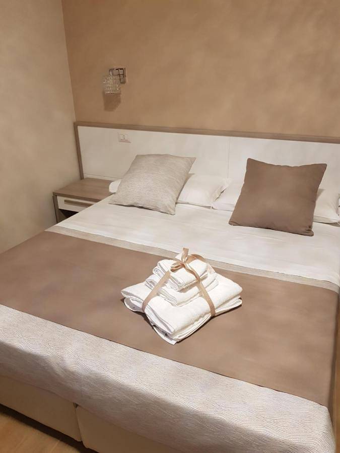 Location de vacances pour 3 personnes, avec jardin à Zambrone - 2