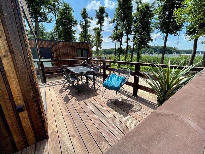 Ferienhaus für 6 Personen, mit Terrasse und Garten sowie Seeblick und Ausblick in Lötzen