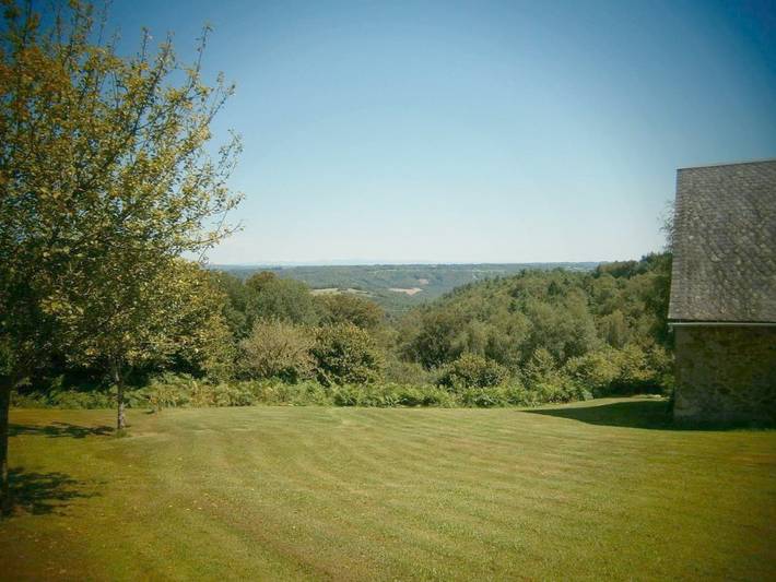 Location de vacances pour 2 personnes, avec vue et jardin à Saint-Bonnet-Elvert - 3