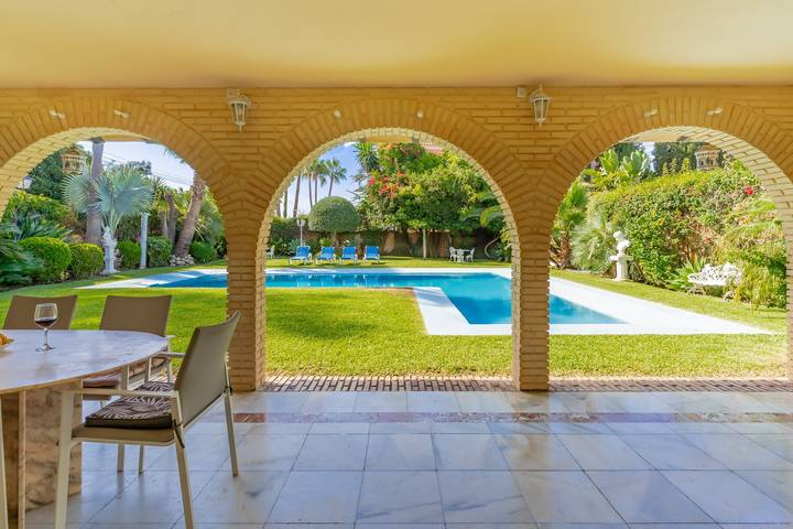 Villa pour 8 personnes, avec jardin et jacuzzi à Marbella - 3