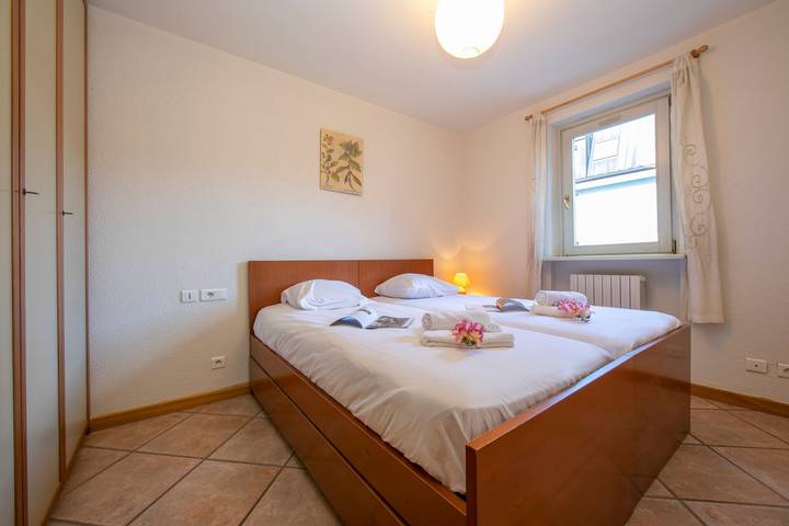 Gîte pour 4 personnes, avec balcon dans Office De Tourisme De La Vallee Blanche - 4