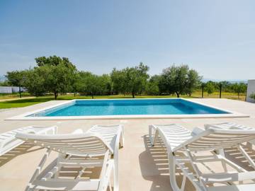 Ferienhaus für 6 Personen, mit Garten in Zadar