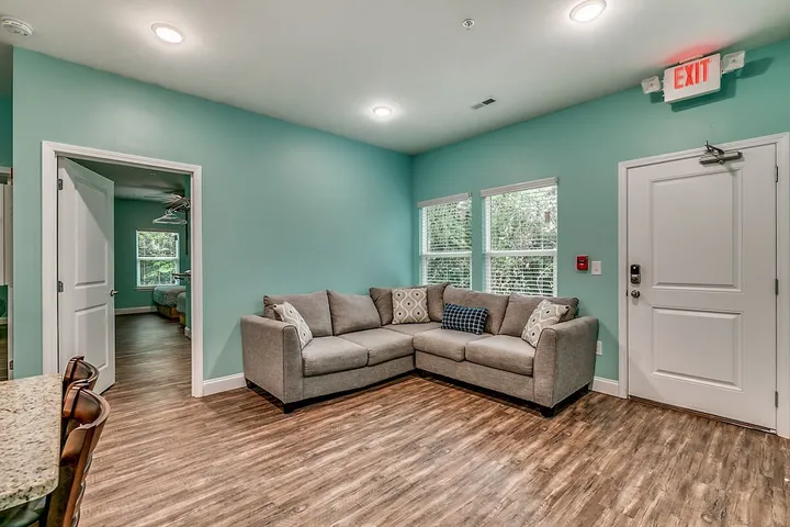 Vacation house for 23 people, with pool and hot tub - 1
