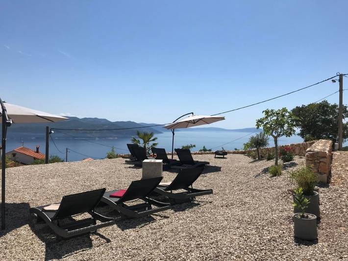 Ferienwohnung für 6 Personen, mit Garten und Pool