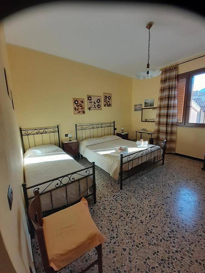 Location de vacances pour 2 personnes, avec vue et jardin à Guspini - 3