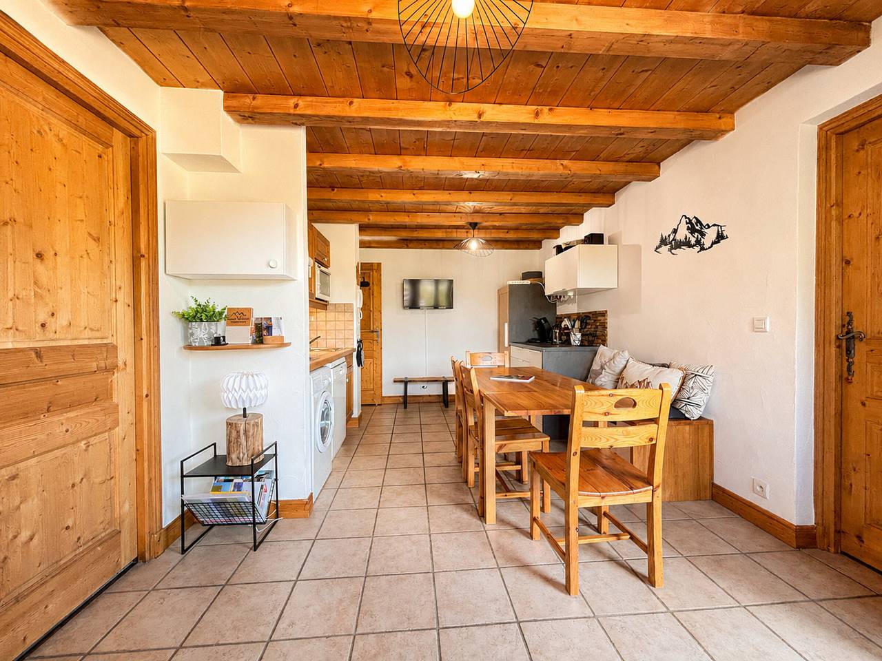 Appartement entier, Appartement cosy avec balcon en montagne pour 6/7 personnes in Cohennoz, Région d'Albertville