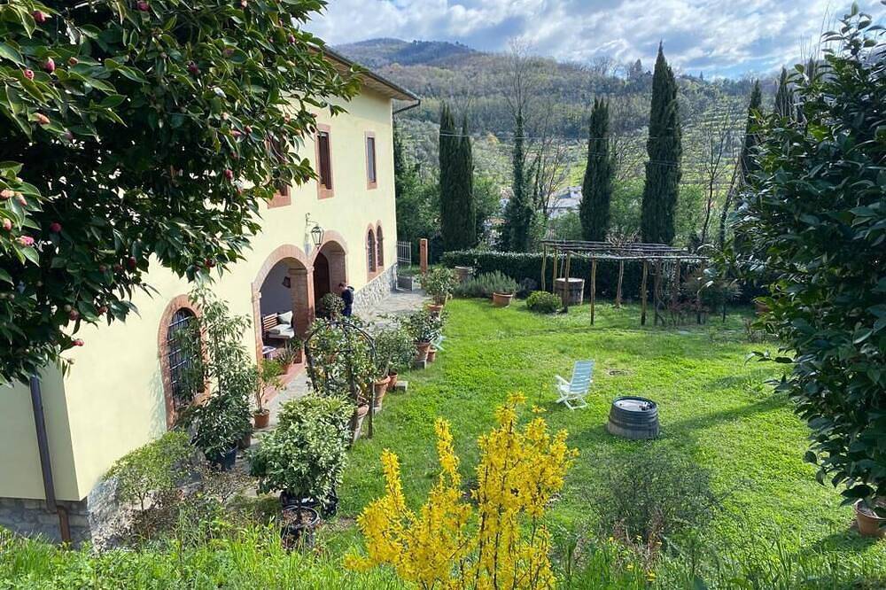 La maroneta - family friendly property with Tuscan flair in Pistoia, Pistoia Province