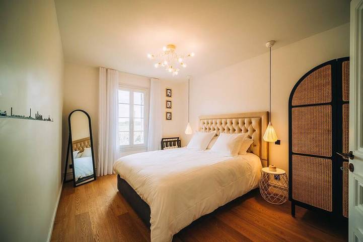 Location de vacances pour 12 personnes, avec jardin à Les Artigues-de-Lussac - 3