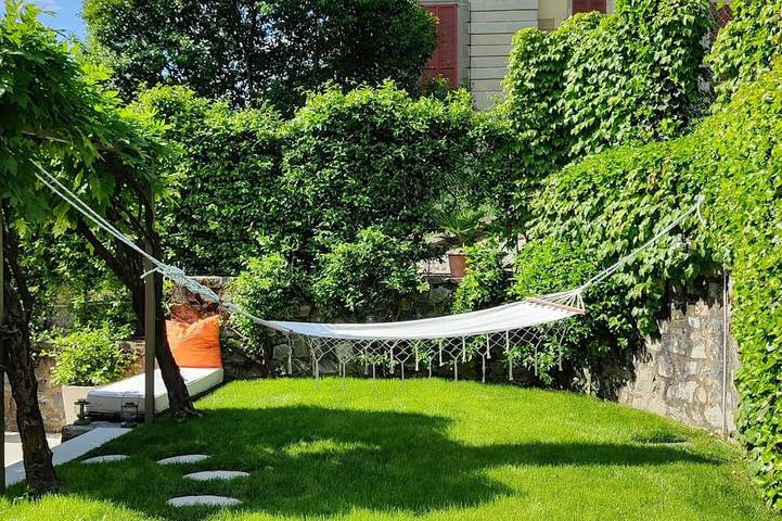 Ferienhaus für 4 Personen, mit Terrasse und Garten in Lovere