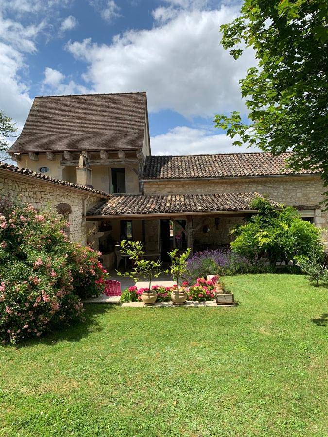 Chambre d’hôte pour 4 personnes, avec Terrasse et Jardin