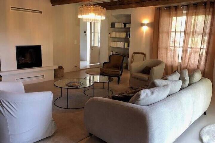 Gîte pour 8 personnes, avec jardin dans Golf de Servanes - 3