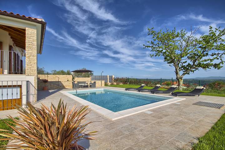 Villa pour 6 personnes, avec piscine et jardin ainsi que sauna et terrasse, animaux acceptés à Barban - 3