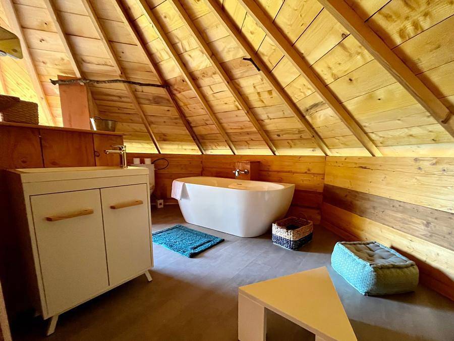 Domaine d'Escapa - Insolite 4 personnes - Hutte 4 pers in Estipouy, Gers