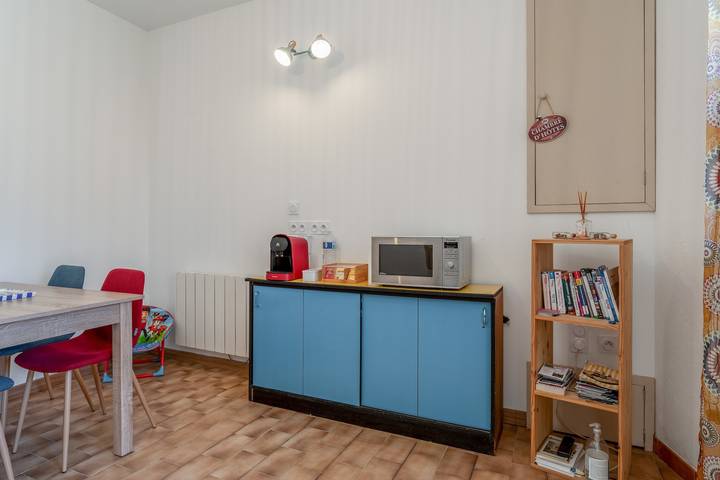 Bed and Breakfast 'Chambre Zen' con Wi-Fi e aria condizionata in Domazan, Nimes e dintorni