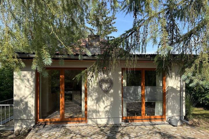 Bungalow für 2 Personen, mit Terrasse und Garten
