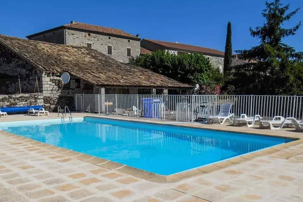 Mobil home 2 chambres - sans sanitaires 4 personnes in Saint-Germain, Ardèche