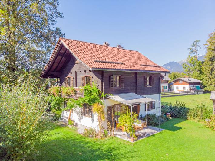Ferienhaus für 6 Personen, mit Balkon und Terrasse sowie Garten und Ausblick am Wolfgangsee