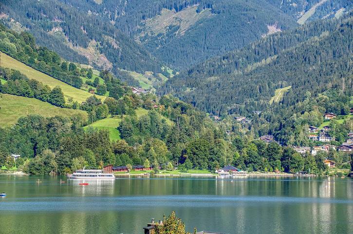 Ferienwohnung für 8 Personen, mit Terrasse und Seeblick sowie Sauna in Zell am See - 3
