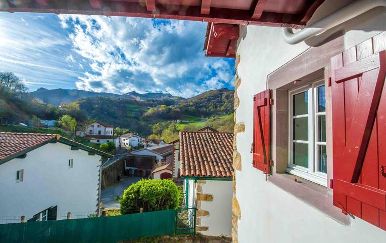 Gîte pour 4 personnes, avec Terrasse dans Banca