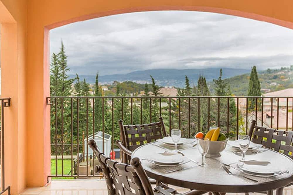 Appart’hôtel pour 8 Personnes dans Mougins, Région de Cannes