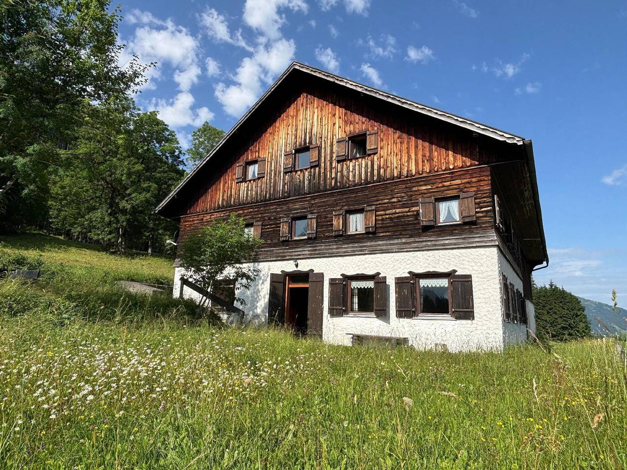 Haus Schönblick, Ferienhaus für bis zu 20 Personen in Tannheim (Tirol), Allgäuer Alpen (Österreich)
