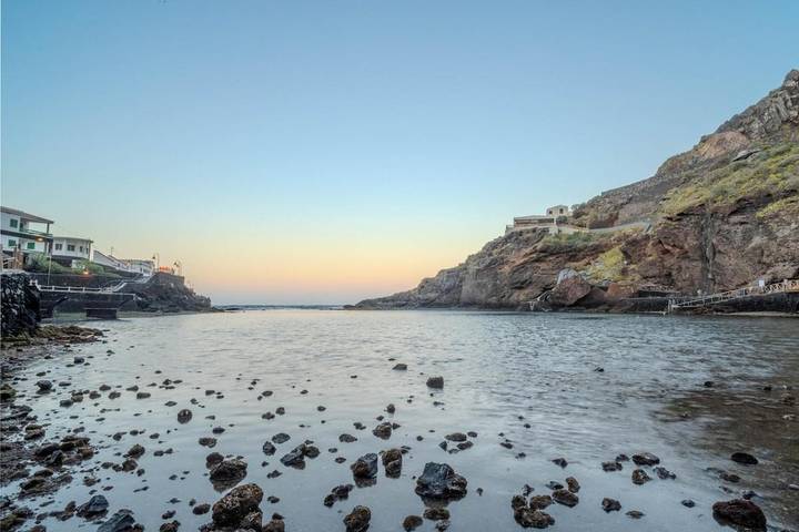 Chalet para 2 personas, con Balcón y Jacuzzi además de Terraza y Vistas en El Hierro - 2