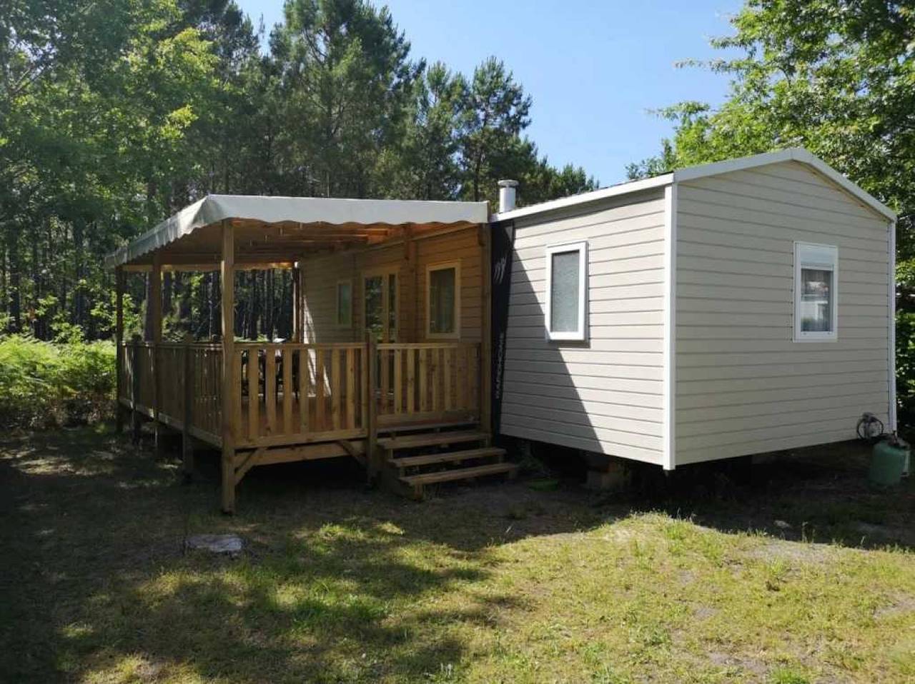 Camping 4 étoiles - Piscine  - eebieh in Parentis-en-Born, Côte d’Argent