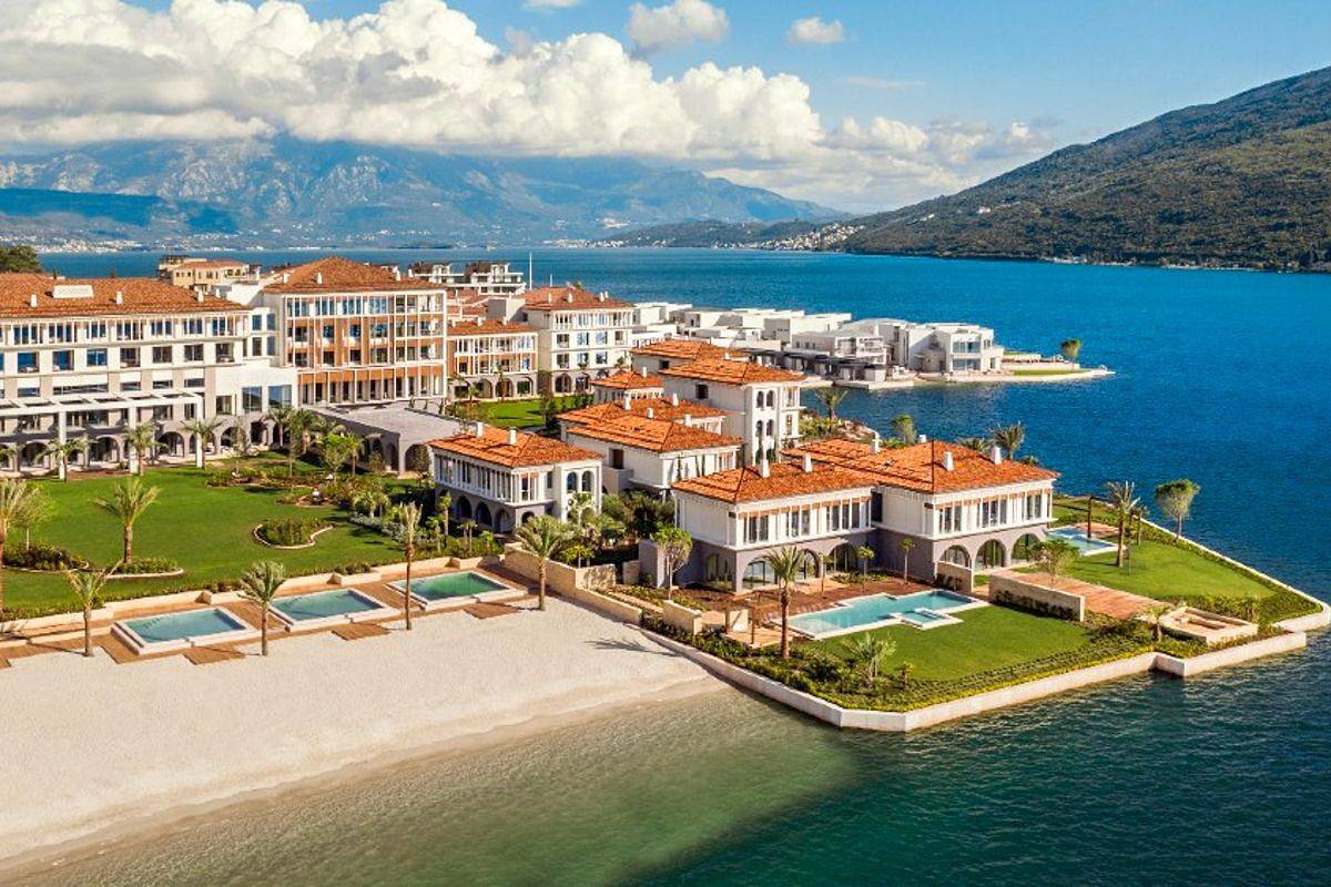 Villa voor 9 personen met tuin in Kumbor, Bay of Kotor
