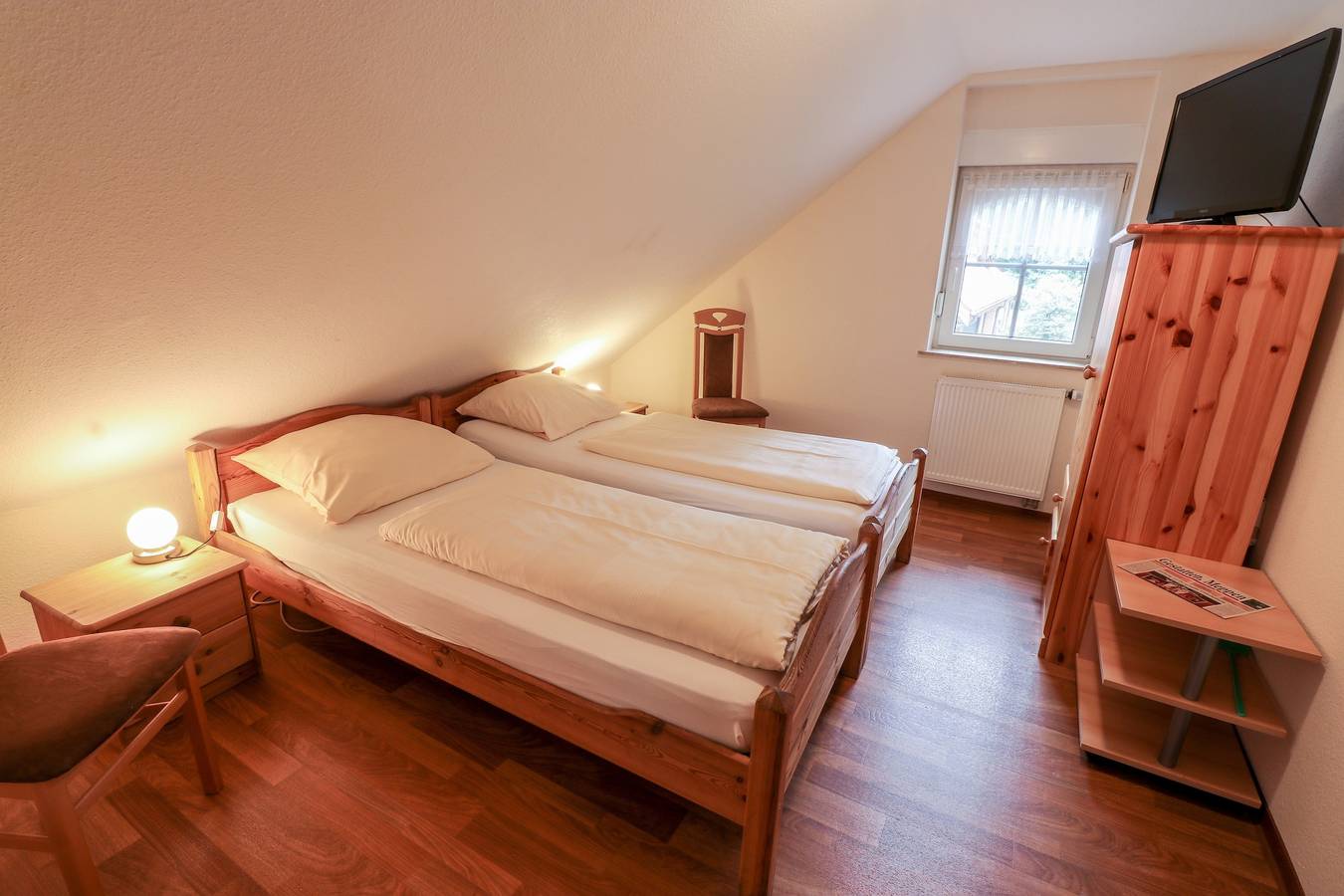 Familienhof Brüning - Doppelzimmer Hofblick in Meppen, Hasetal