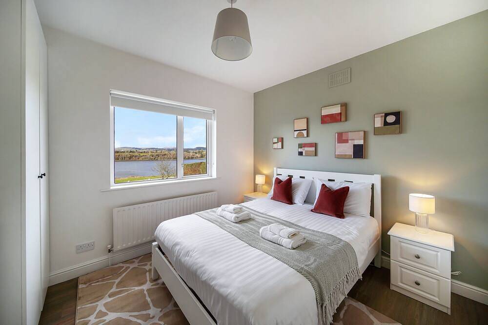 Fresh & Stylish | Ocean View | Donegal Town & Bay in Donegal, County Donegal