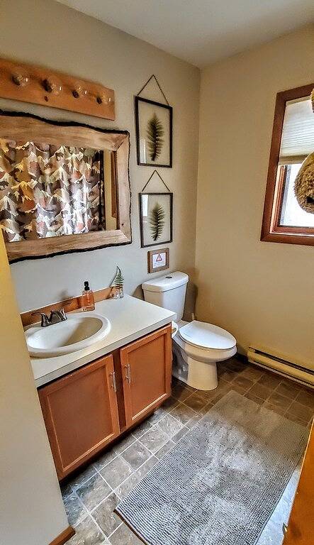 Erstklassiges 4-Jahreszeiten-Ferienhaus in geschlossener Wohnanlage mit unzähligen Resorteinrichtungen in Saw Creek, Monroe County (PA)