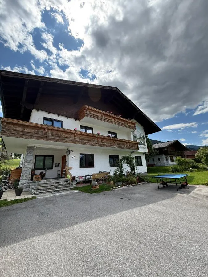 Gästehaus für 2 Personen, mit Garten und Sauna sowie Kinderpool und Ausblick, mit Haustier - 1