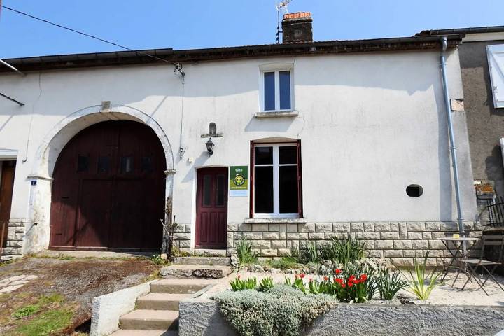 Gîte pour 5 personnes à Breuvannes-en-Bassigny