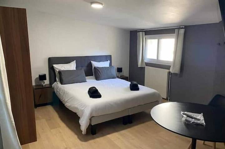 Location de vacances pour 8 personnes, avec jardin et terrasse, animaux acceptés à Aubière - 2