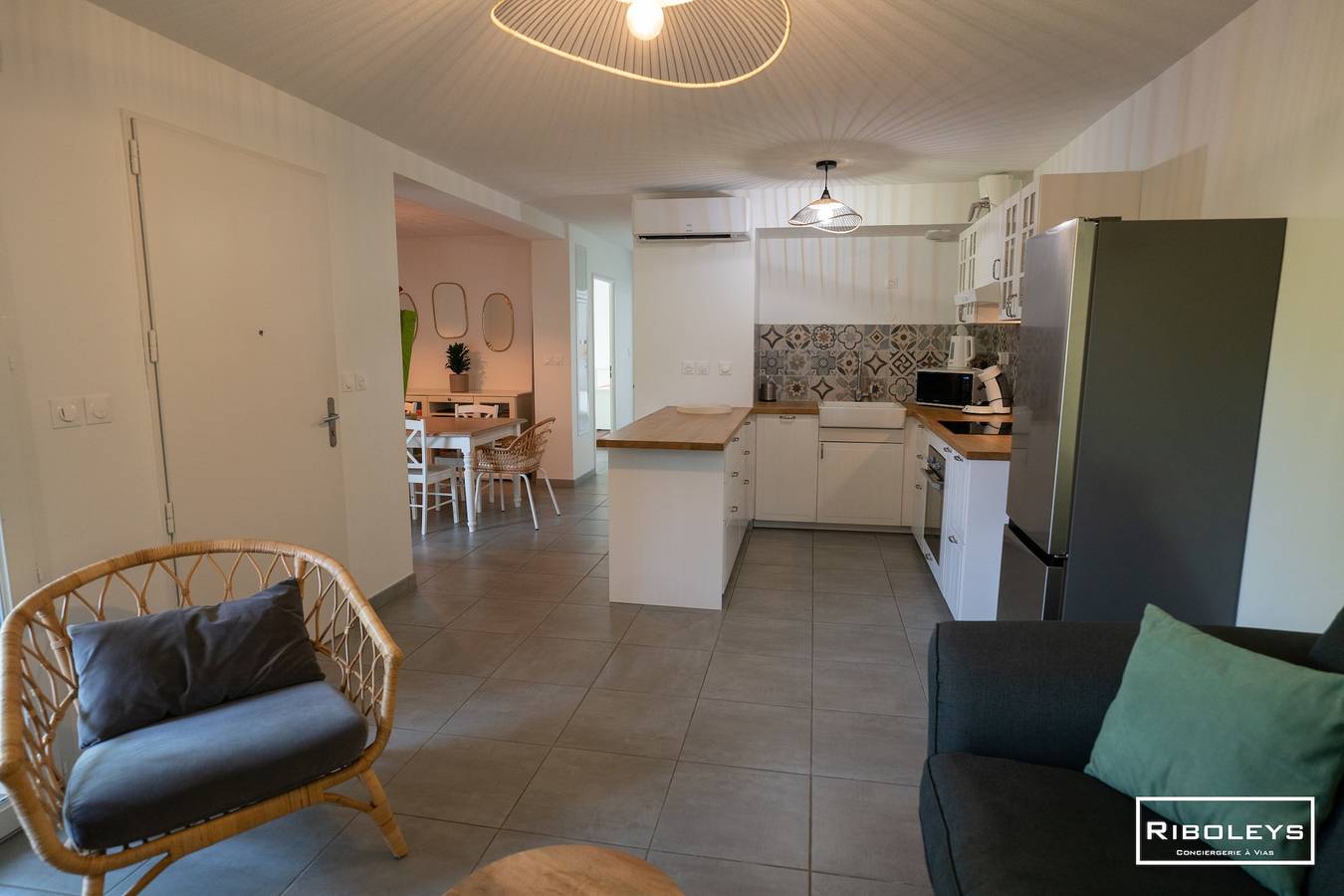Apartamento entero, Riboleys - T3 climatisé avec Wifi à 400m de la mer in Vias Plage, Vias