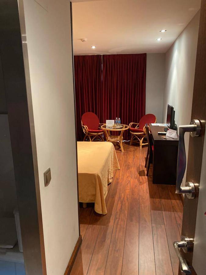 Classic Triple Room in Almorox, Provincia de Toledo