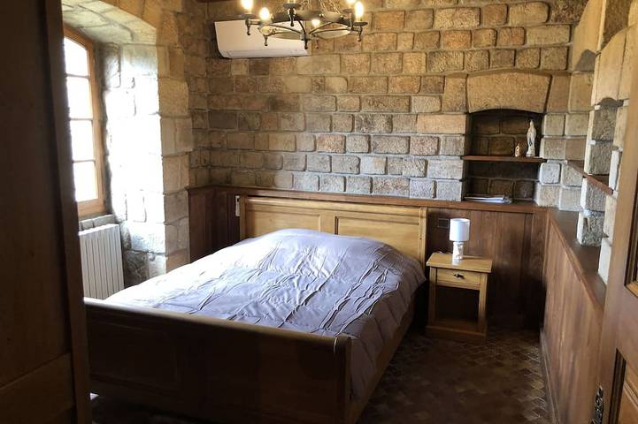 Location de vacances pour 15 personnes, avec jardin à Saint-Apollinaire-de-Rias - 2