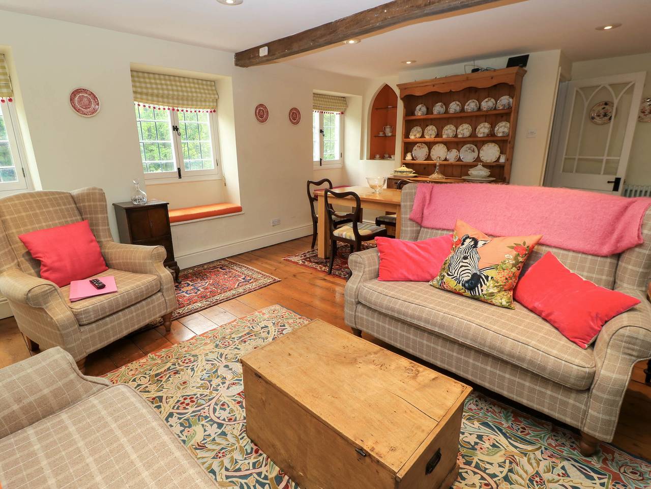 Chapel Cottage in Stroud, Gloucestershire