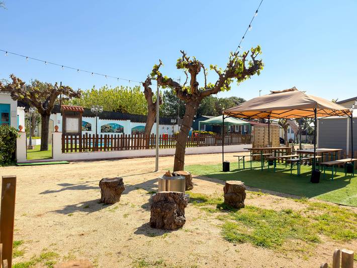 Location de vacances pour 2 personnes, avec terrasse et piscine à Canet de Mar - 4