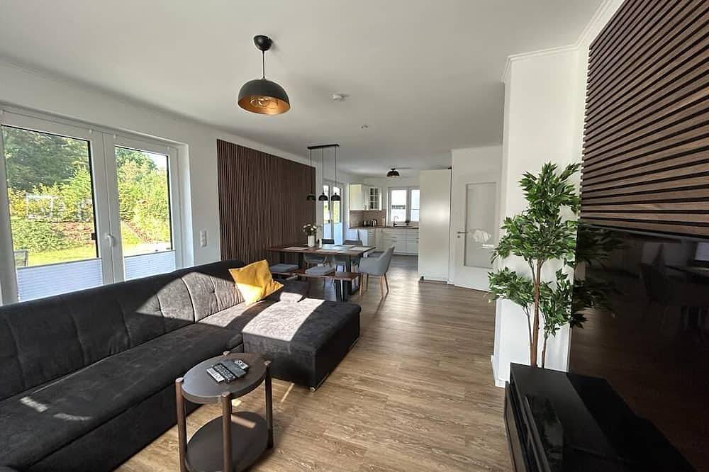 Exklusive Ferienwohnung bei Berlin, bis 5 Gäste, Große Terrasse, Garten, foto 15