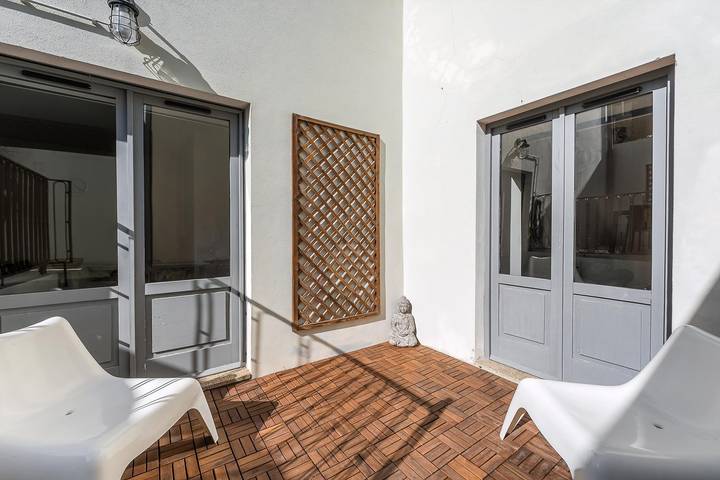 Ferienwohnung für 6 Personen, mit Terrasse und Garten in Porto - 2