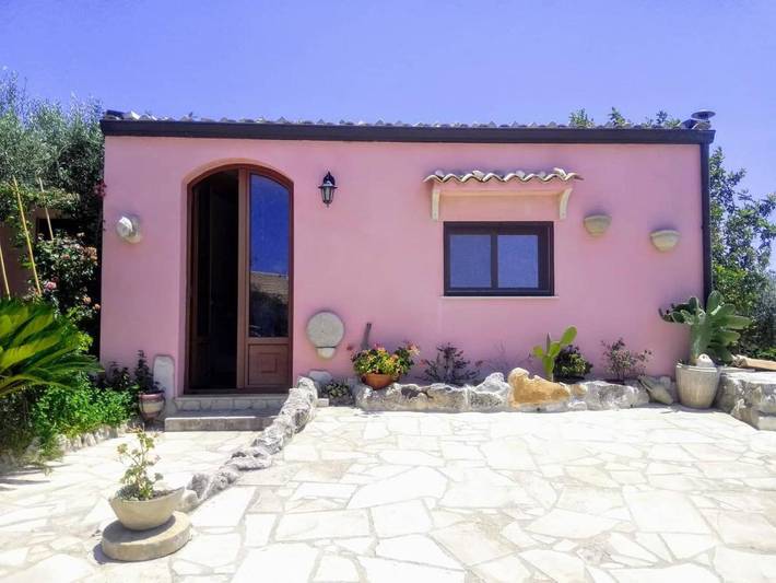 Gîte pour 2 personnes, avec vue ainsi que piscine et jardin en Sicile - 4