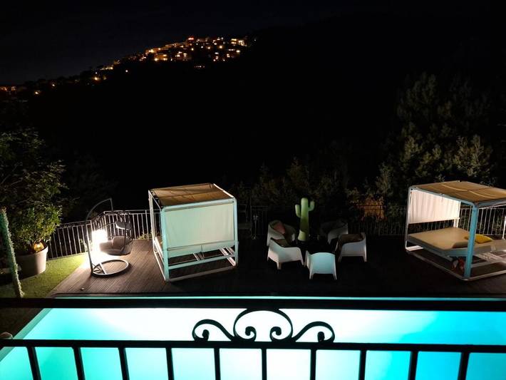 Maison d’hôte pour 2 personnes, avec jardin ainsi que piscine et jacuzzi à Mandelieu-la-Napoule - 2