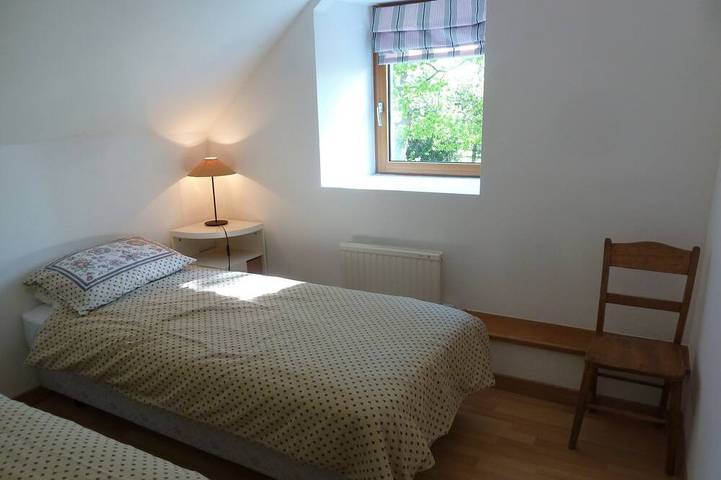 Gîte pour 7 personnes, avec terrasse et jardin à Pluherlin - 4