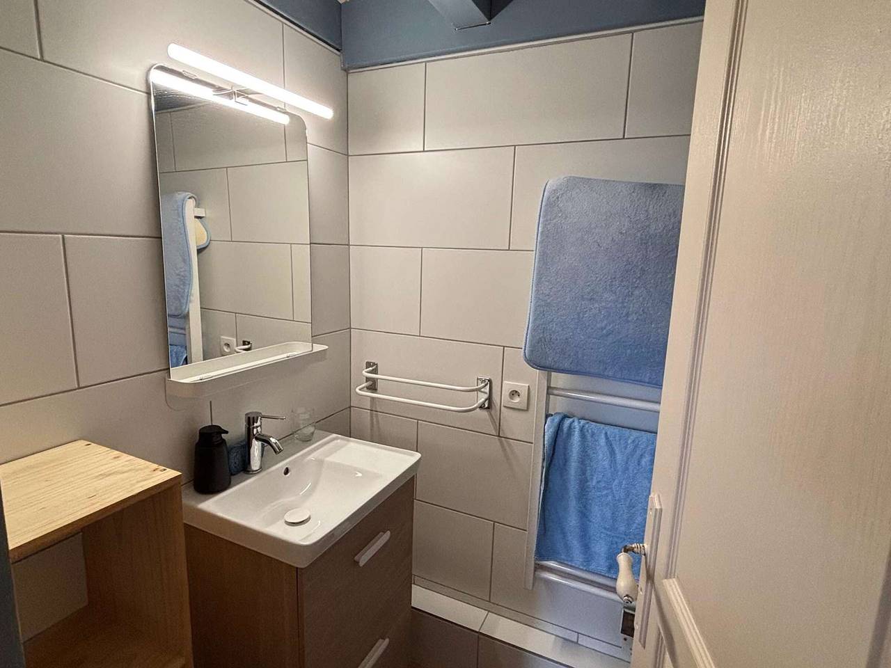 Ganze Wohnung, T2 Maisonette mit Wifi für 6 Personen, nahe Barèges Zentrum in Barèges, Nationalpark Pyrenäen