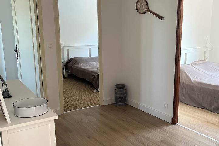 Location de vacances pour 15 personnes, avec jardin et terrasse, animaux acceptés dans Plage de la Madrague - 4