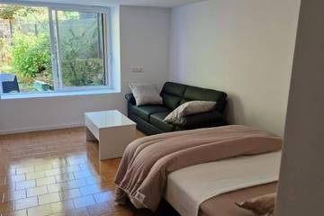 Gîte pour 2 personnes, avec jardin dans Bains-les-Bains