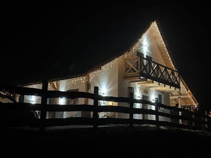 Dom dla 12 osób, z widok i sauna oraz ogród, zwierzęta dozwolone w Kamesznica