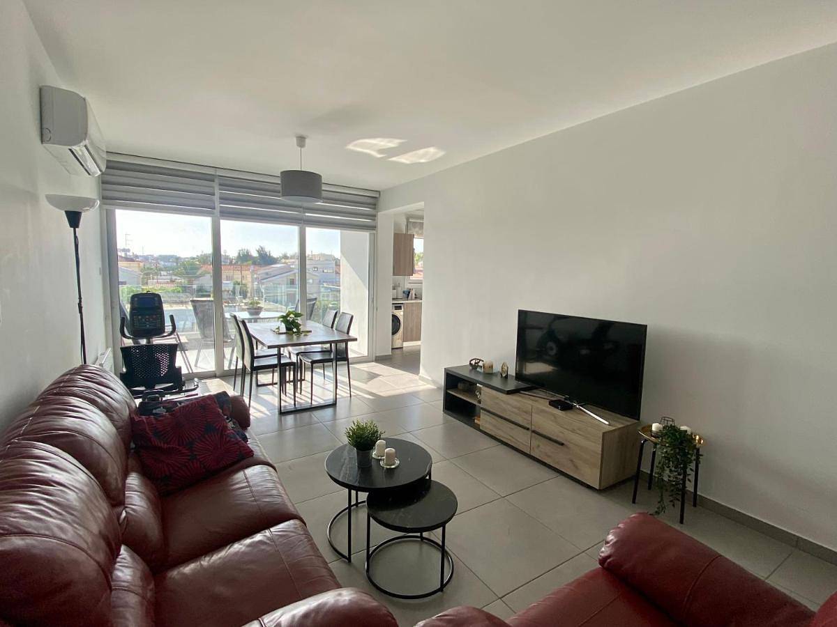 Appartement entier, Modern 2Br near Unic & Engomi Mall in Engomi, Chypre du Sud